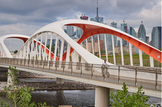 Penalosa_G's tweet image. Waterfront Toronto: Thanks!!!
For over 20 years you have been transforming our city, wonderfully! #Grateful
You continue to do best large scale urbanism in Canada, in alliance with best possible partners.
Today: BIIDAASIGE PARK
Alex Bozikovic Globe & Mail bit.ly/3GK6iCq