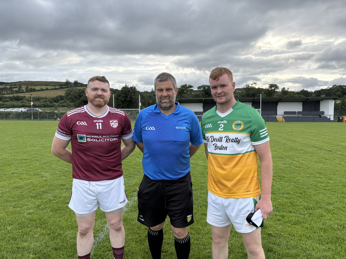 CLGAnTearmainn's tweet image. Half time from the Burn Road in the division 4 quarter final
@CLGAnTearmainn 2:04
@GaaGlenswilly 1:06