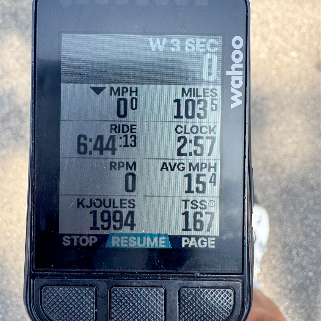 KECKSchool_USC's tweet image. .@DeanMeltzer completed her 7th century ride over the weekend! 🚴♀️
Her way of tackling long cycling distances includes staying hydrated, eating well, and keeping up with regular training. Time spent on the bike helps her feel ready to be her best as a colleague and leader.