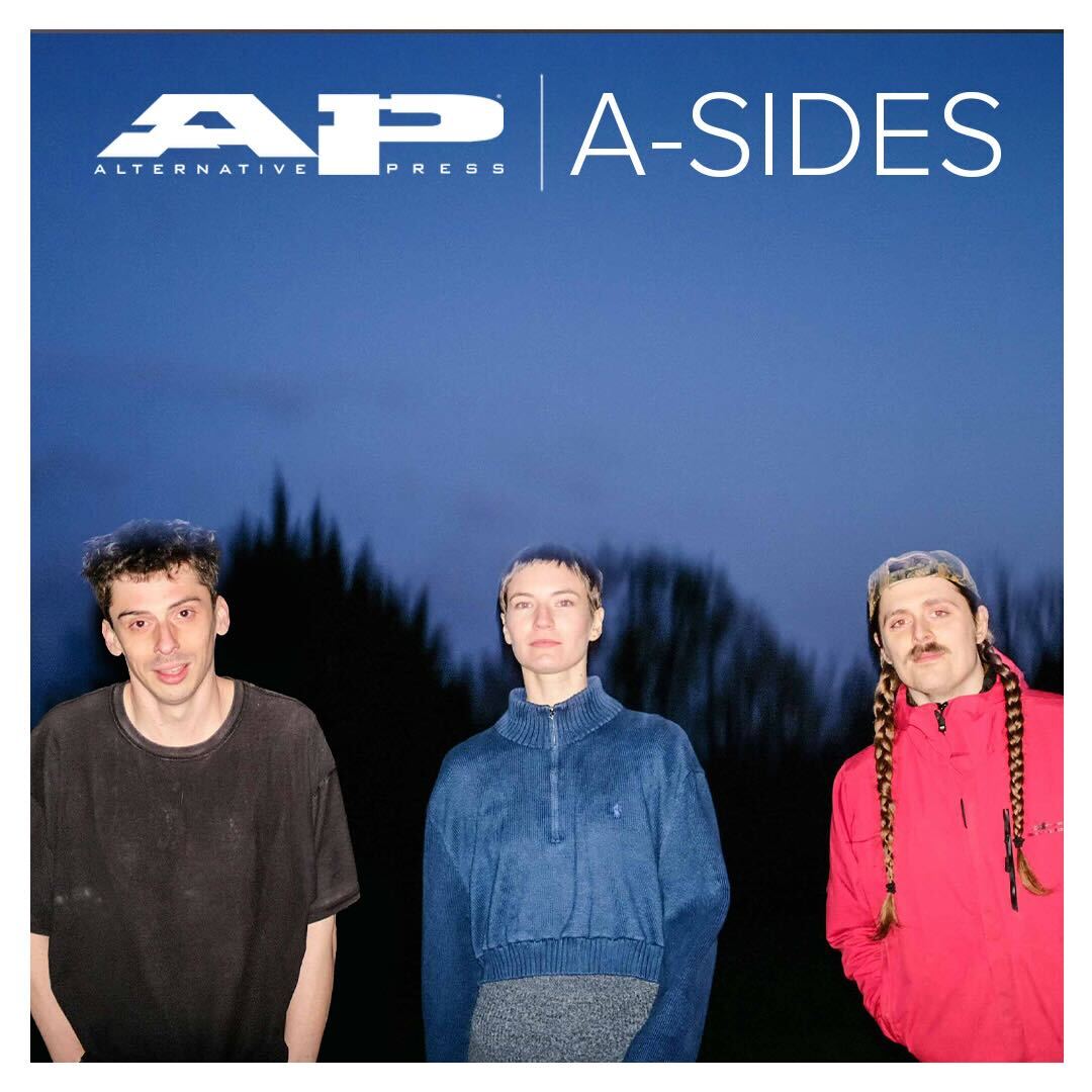 AltPress's tweet image. Our favorite new songs, updated weekly.
Featuring @womborocks, @SANDYalexg, @FKAtwigs, @spitehousemusic, and more shorturl.at/UO4I7