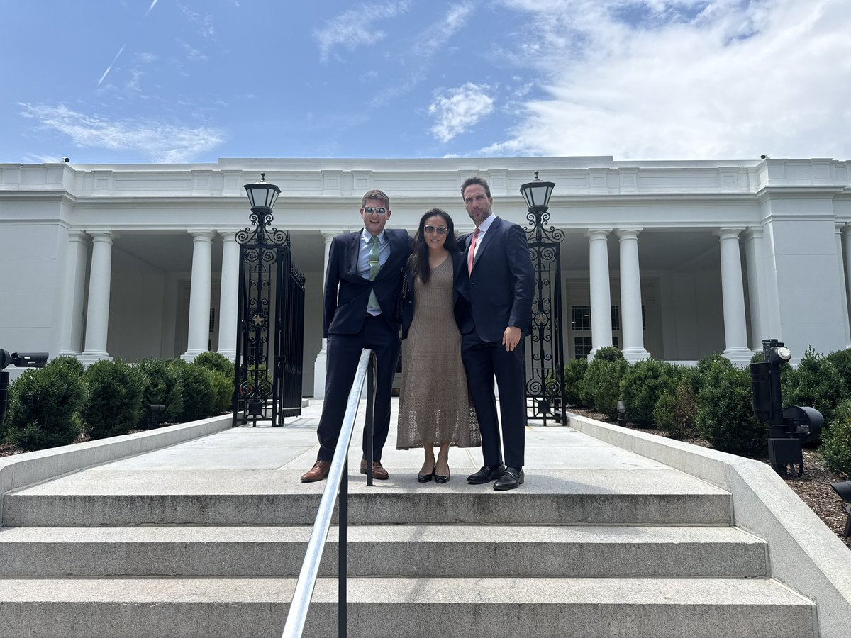 calilyliu's tweet image. The GENIUS Act reasserts American leadership over financial innovation.
The US led the development of the Internet as an open set of standards that today is used by 5.5B people.
We have the opportunity to do the same with blockchain, and digitally native finance.
Excited to…