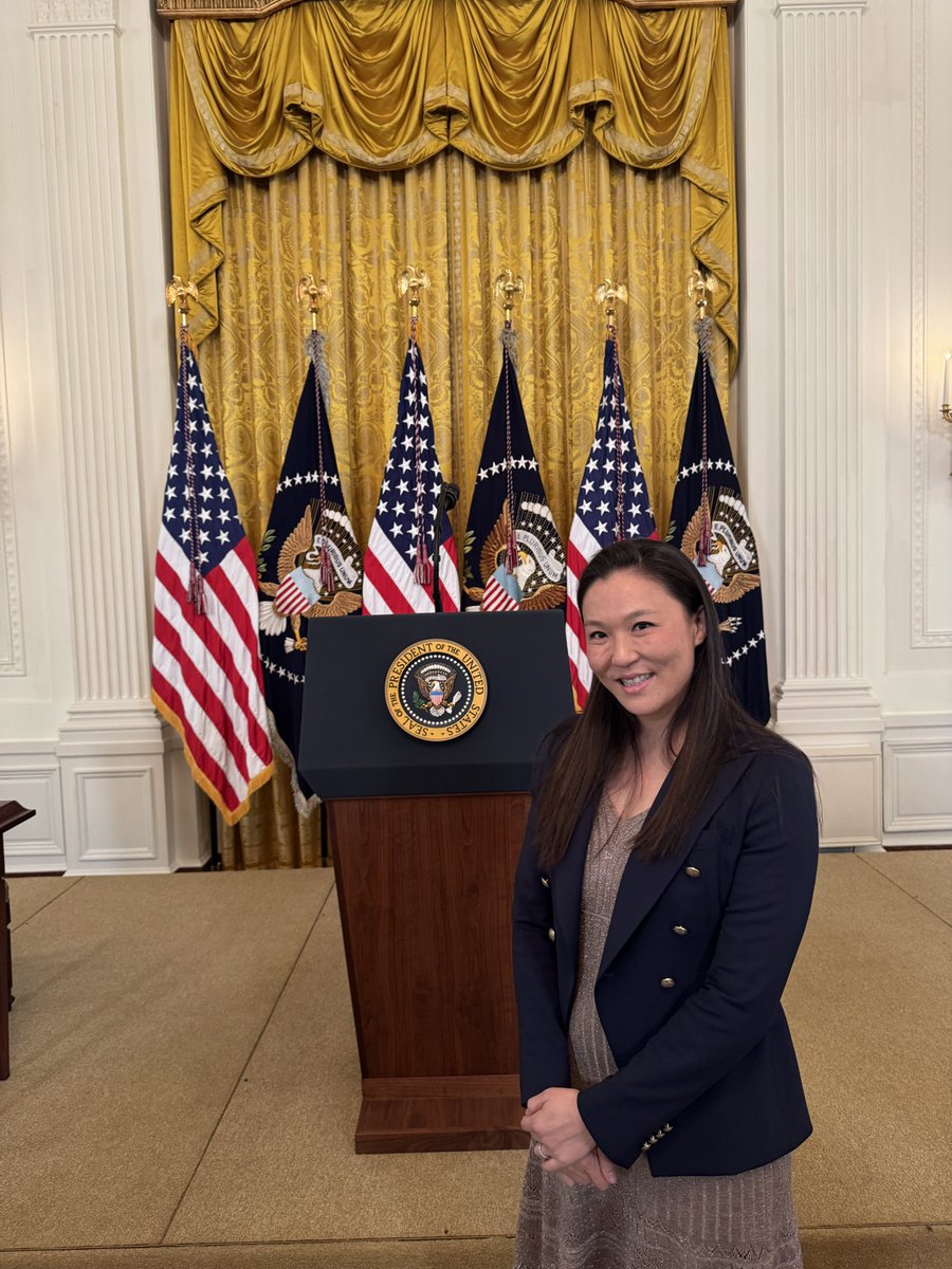 calilyliu's tweet image. The GENIUS Act reasserts American leadership over financial innovation.
The US led the development of the Internet as an open set of standards that today is used by 5.5B people.
We have the opportunity to do the same with blockchain, and digitally native finance.
Excited to…
