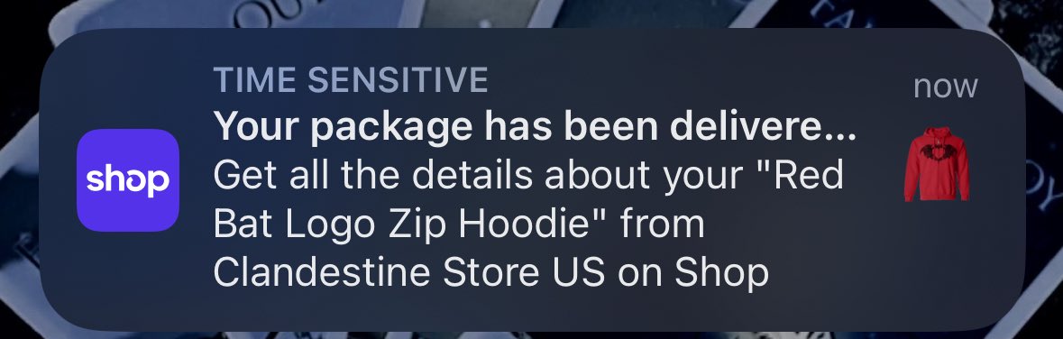 sat_on_a_train's tweet image. BEST NOTIFICATION EVERRRR