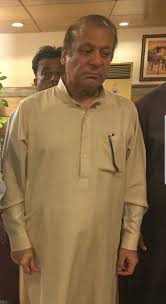 کتنا ظلم ہے میاں صاحب پر۔ جب سے پیٹرول مہنگا ہوا ہے نہ میاں صاحب نے نہ چارہ کھایا ہے نہ گوبر کیا ہے۔