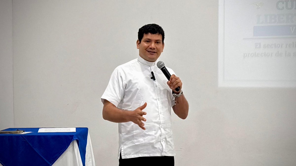 GobMeta's tweet photo. En la Cumbre de la Libertad Religiosa y de Cultos en V/cio, reafirmamos el compromiso con la Política Pública Integral de Libertad Religiosa y de Cultos, y respeto y apoyo permanente a la libertad de conciencia, religión y creencias, como pilares de una sociedad más justa. https://t.co/tM44kkEBvj