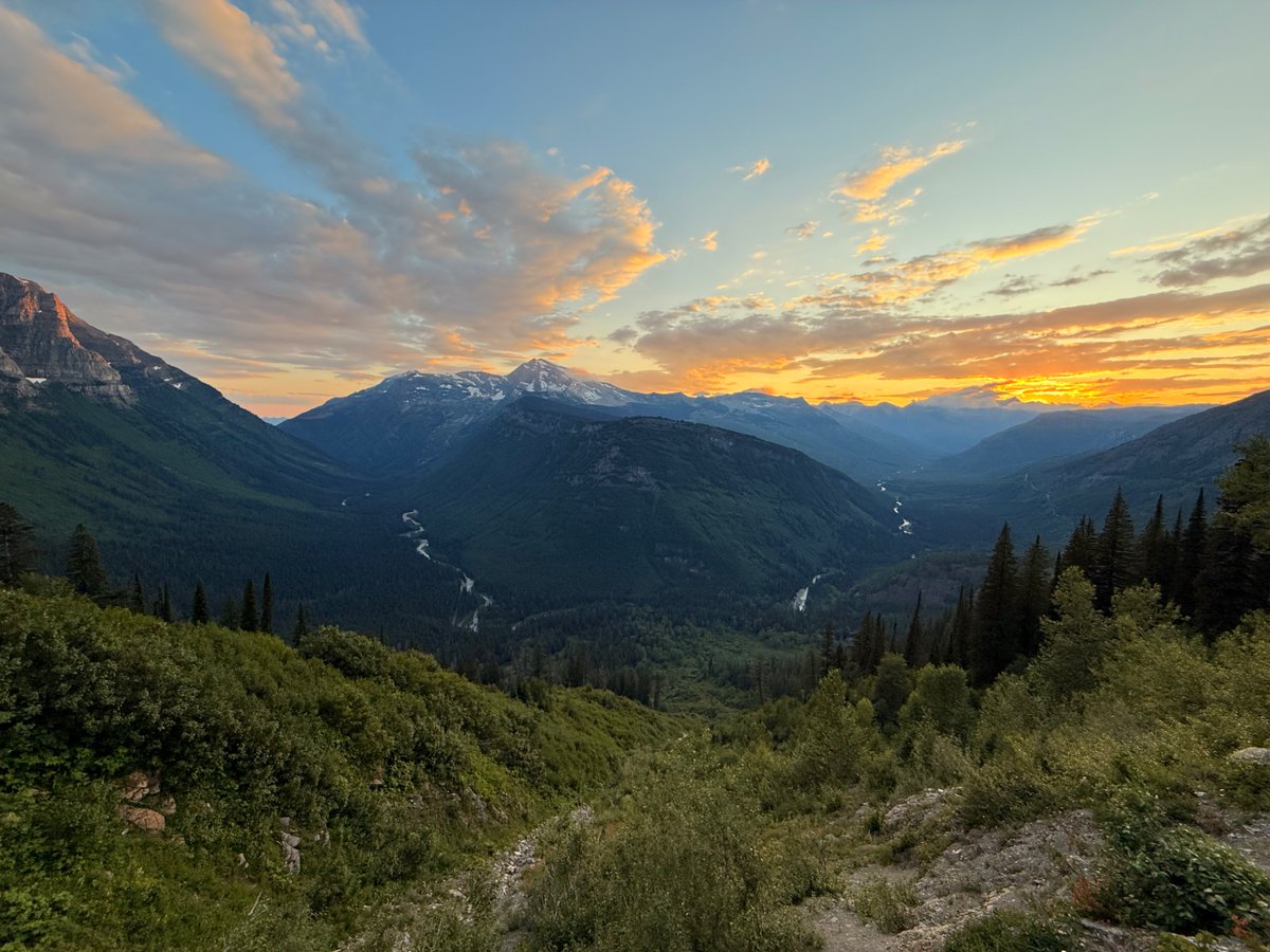 NHStrength's tweet image. A great week in Montana. Glacier Nat’l Park is amazing!