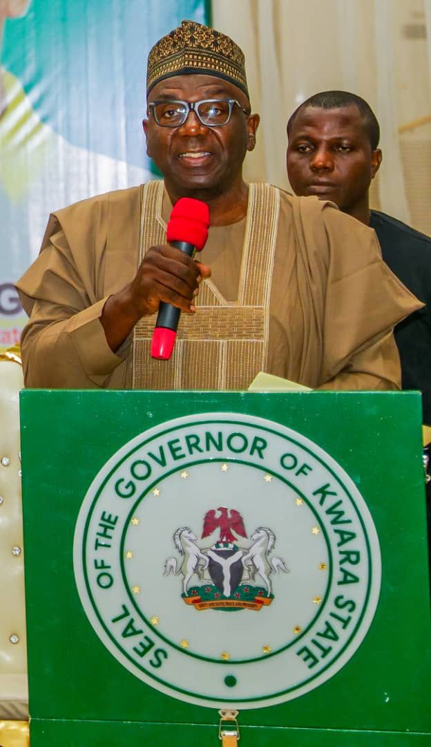 Adreams241's tweet image. Gov clears Kwara Utd's 201m sign-on fee debt, 16 years after
Kwara State Governor @RealAARahman on Friday hosted the athletes who represented the state at the 2024 National Sports Festival, rewarding them with cash gifts and certificate of recognition.
