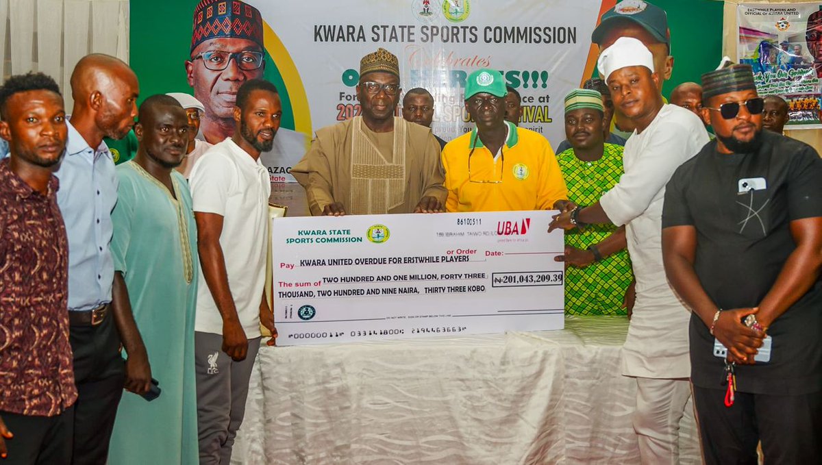 Adreams241's tweet image. Gov clears Kwara Utd's 201m sign-on fee debt, 16 years after
Kwara State Governor @RealAARahman on Friday hosted the athletes who represented the state at the 2024 National Sports Festival, rewarding them with cash gifts and certificate of recognition.