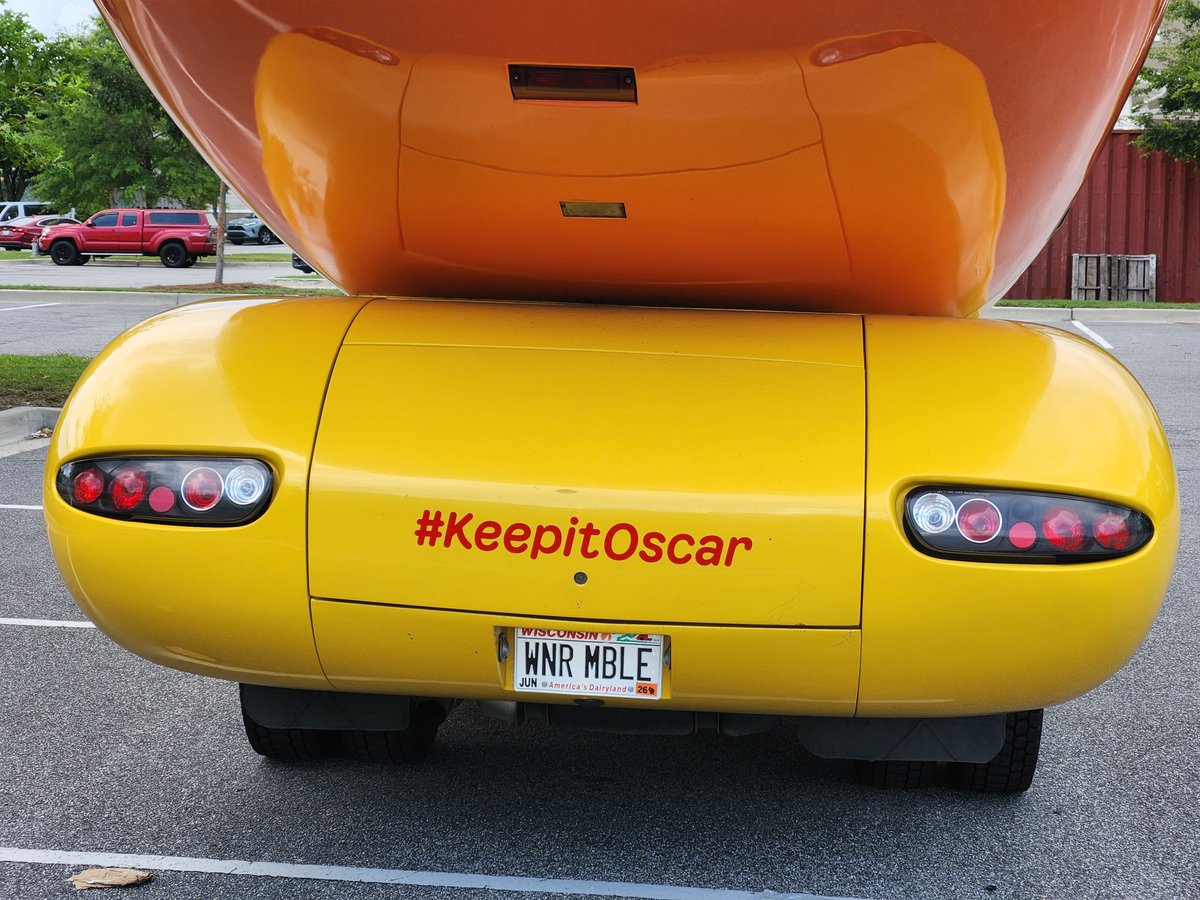 JohnMummert1's tweet image. You know you picked a good hotel when you pull in and one of these is in the lot