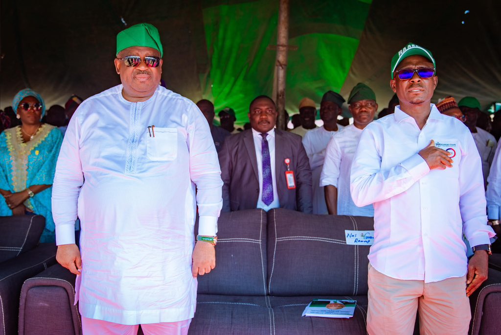 _TheTime_isNow_'s tweet image. GOVERNOR MUTFWANG FLAGS OFF AGRO-LOGISTICS HUBS IN MANGU, SHENDAM TO BOOST ECONOMIC LINKAGES, RURAL TRANSFORMATION
As part of strategic efforts to revitalize Plateau State’s rural economy and promote agribusiness, the Executive Governor of Plateau State, His Excellency Barr.…