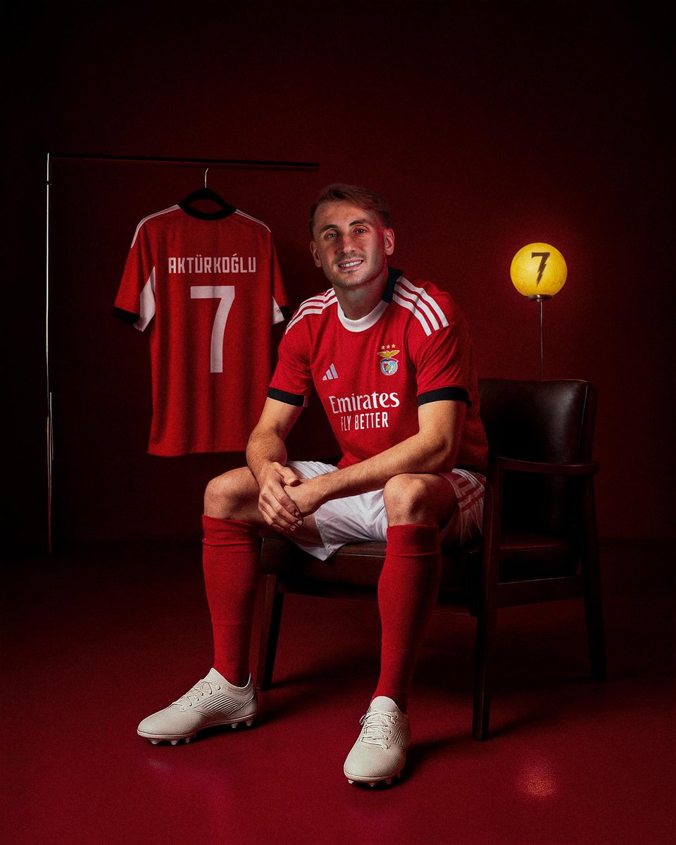 Kerem Aktürkoğlu é o novo número 7 do SL Benfica.