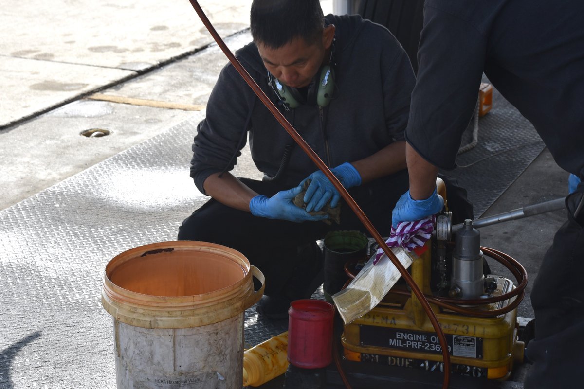 Fleet Readiness Center Southwest tweet media