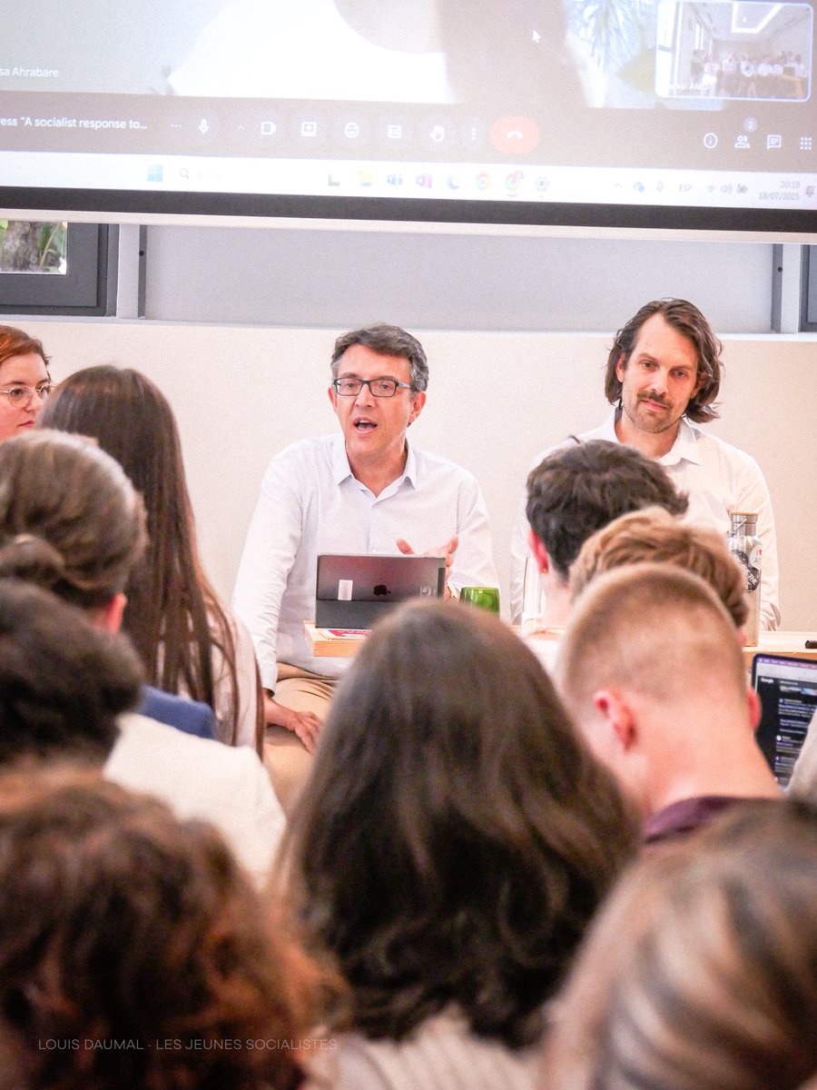 🌹Aujourd’hui et pendant tout le week-end, les Jeunes Socialistes accueillent nos camarades européens à Paris pour le 17e Congrès des Jeunes Socialistes Européens <a href="/YESocialists/">Young European Socialists</a> ! 🇪🇺🇫🇷

Au programme de cette nouvelle journée de congrès, ouverture, table ronde avec la <a href="/FEPS_Europe/">FEPS</a>,