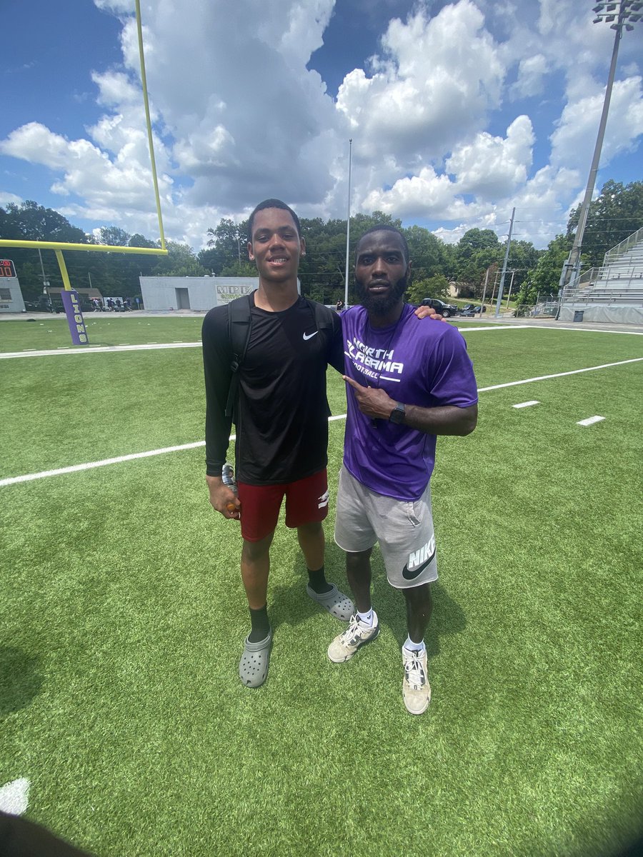cedric sharp (@_cedric_sharp) on Twitter photo #AGTG after a great conversation with <a href="/iamErvgotti_21/">Deeandre Ervin.</a> i am blessed to receive my first offer to the university of north alabama <a href="/UNAFootball/">North Alabama Football</a> <a href="/Arkansas_HighFB/">Arkansas High Football</a> <a href="/Coach_Rose08/">Cua Rose</a> <a href="/LeroyHood/">Coach Hood</a> <a href="/jaidenhenry_/">Jaiden Henry 💎</a> <a href="/CoachB1906/">Coach Arion Banks</a> #AGTG after a great conversation with <a href="/iamErvgotti_21/">Deeandre Ervin.</a> i am blessed to receive my first offer to the university of north alabama <a href="/UNAFootball/">North Alabama Football</a> <a href="/Arkansas_HighFB/">Arkansas High Football</a> <a href="/Coach_Rose08/">Cua Rose</a> <a href="/LeroyHood/">Coach Hood</a> <a href="/jaidenhenry_/">Jaiden Henry 💎</a> <a href="/CoachB1906/">Coach Arion Banks</a>