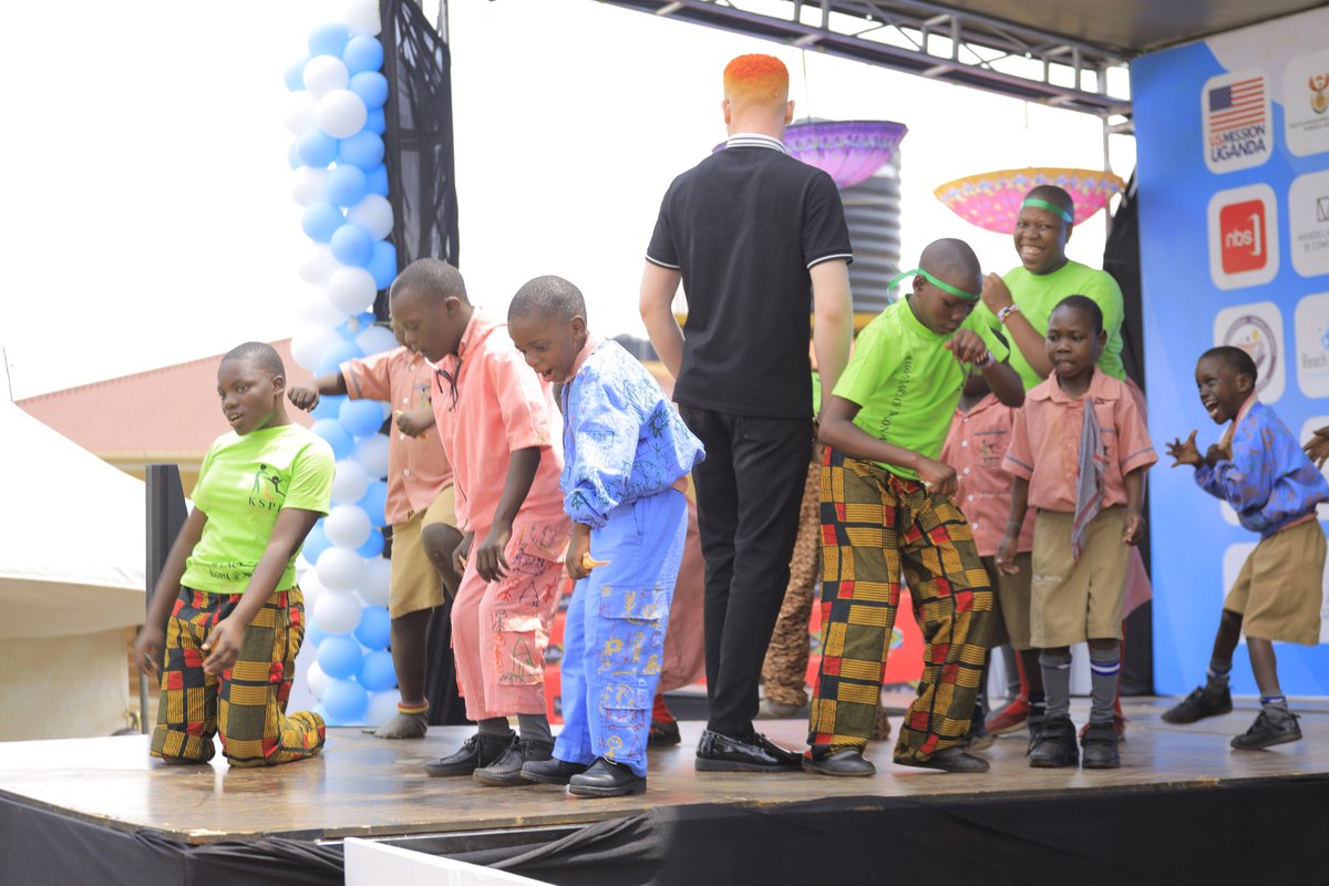MWFAlumniUganda's tweet image. Joy in motion! 💃🏾
The kids at @abilityksph_Ug brought pure magic to #MandelaDay2025 with their energy, rhythm, and unstoppable smiles.
#Build4KSPH #DanceOfHope #ItsInYourHands