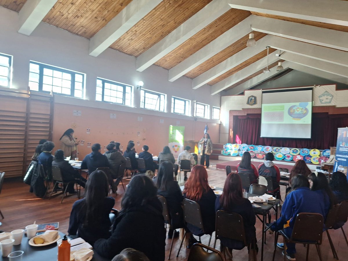 defensorianinez's tweet image. Equipo de nuestra sede Coquimbo realizó un taller para niñas, niños y adolescentes de la provincia de Elqui. La actividad, que consistió en la discusión de los temas de nuestro Informe Anual 2024, convocó a integrantes de centros de estudiantes de la provincia, quienes pudieron…