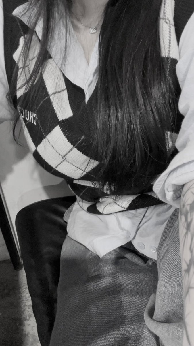 𖦹﹏𖦹 tweet media