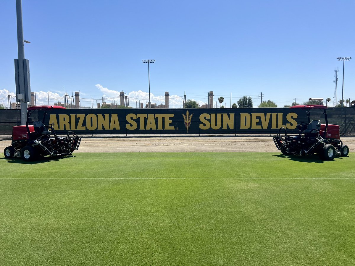ASU Grounds Crew tweet media