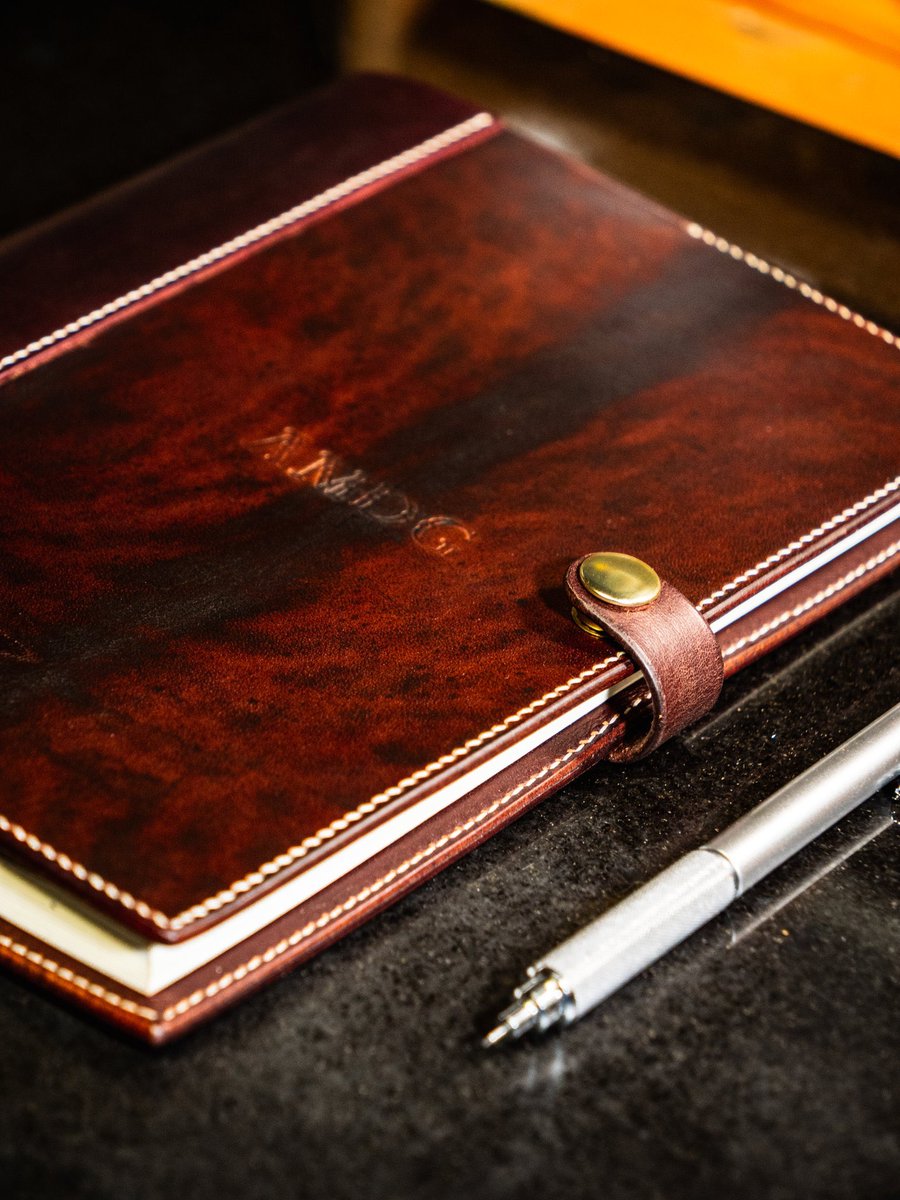 PapistDirectory's tweet image. Support Catholic Craftsmen
like the talented @mythanthrope