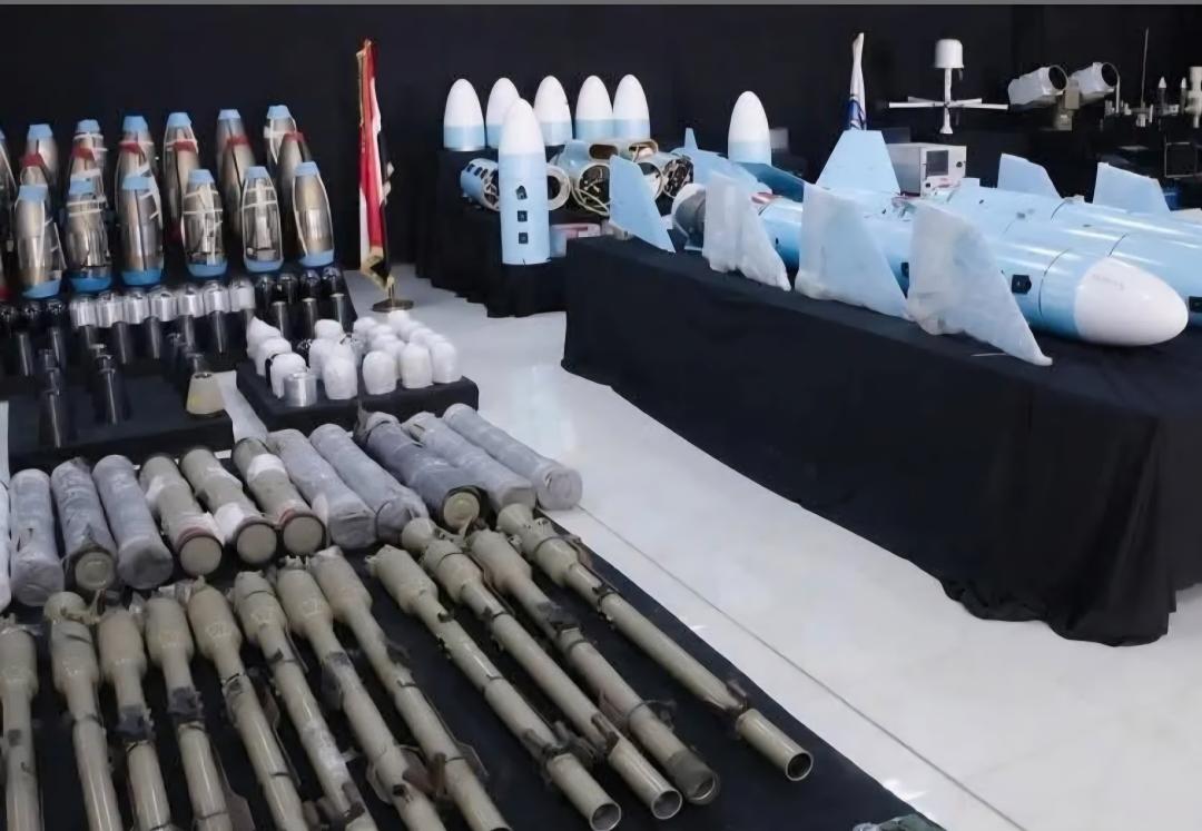 أثبتت المقاومة في الساحل الغربي أن أكذوبة "التصنيع الحربي" للحوثيين مجرد غطاء للدعم الإيراني المستمر، والذي تجاوز مئات الأطنان من الأسلحة. #عبدالملك_الحوثي_كذاب