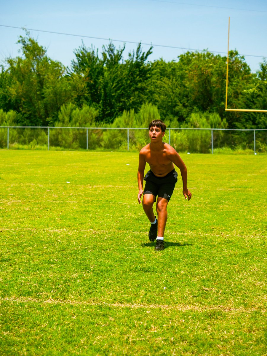 F_rabie7's tweet image. The work that is done in the dark will shine in the light 📈 #TDGWAY @TDGSKILLZ @TrustMyEyesO @CoachWalkerIV @CoachHolton_ @CoachHun_SMU @BrennanMarion4 @CoachKSigler @CoachSWUTEP @CoachRuggles @coachjordan03 @HuthStrength @coachdaneevans