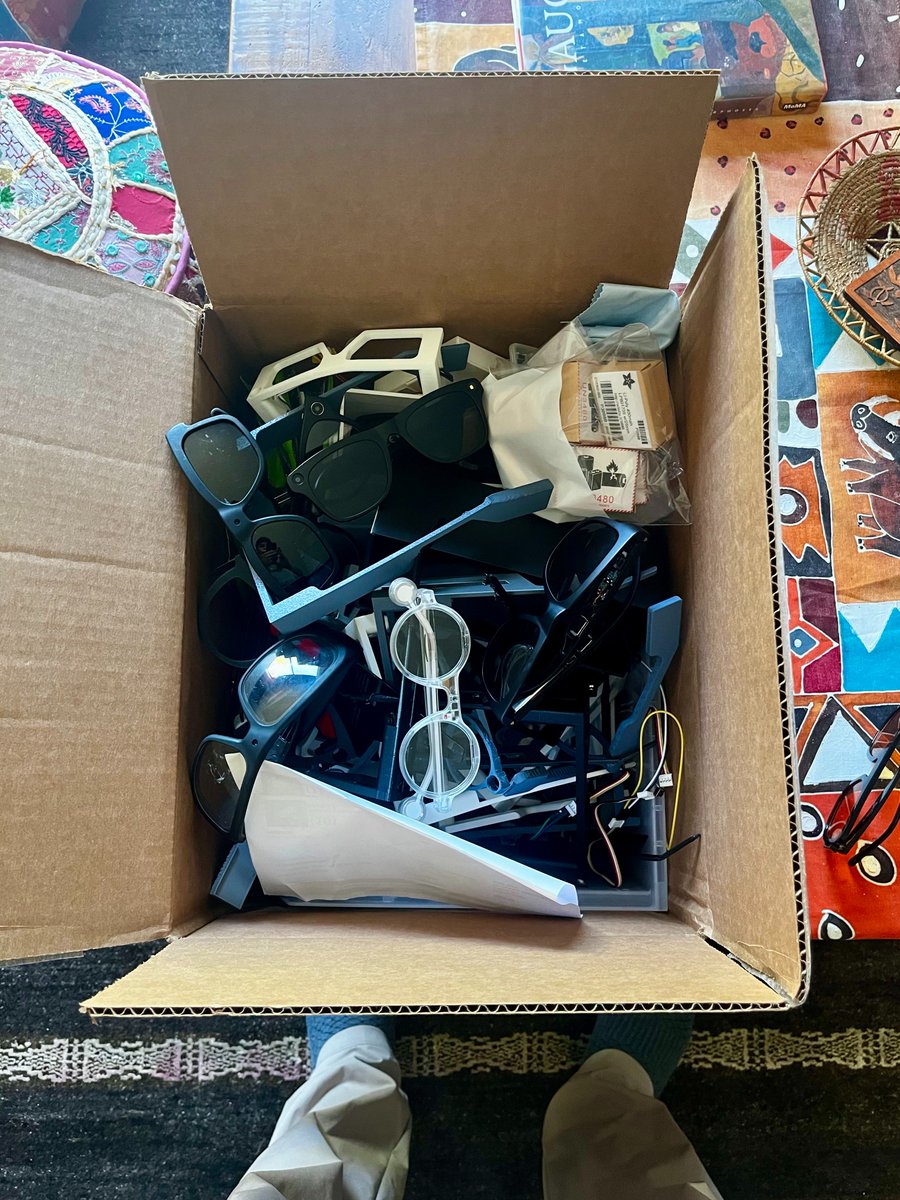 naveedlol's tweet image. tell me some wild designs or features you've always wanted to have in a pair of AI/AR glasses.
i'll be in Shenzhen for 30-60 days exploring everything that's possible.