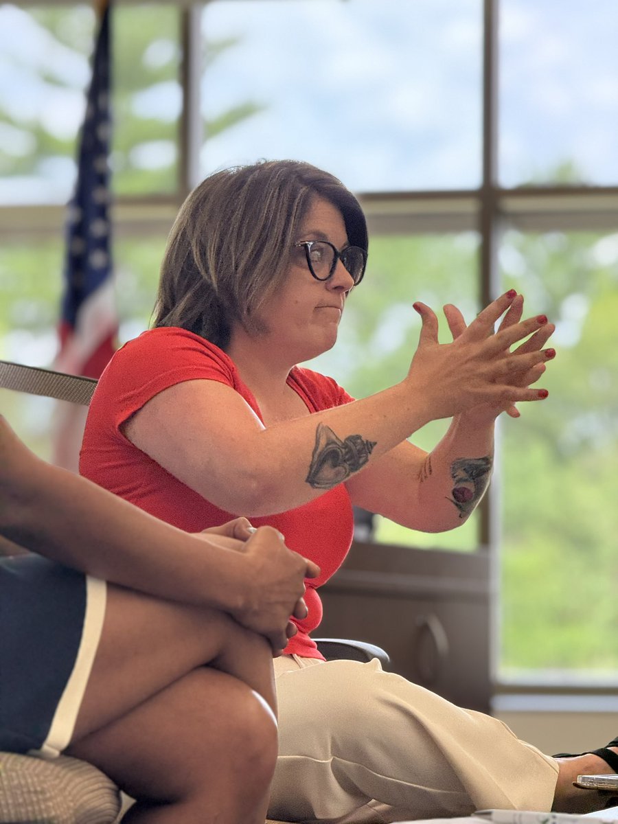 karlabigham's tweet image. Thank you to Women in Business at the Cottage Grove Area Chamber of Commerce for having me and Council member Monique Garza talk about women in local government today! We had a time as my friend Sheletta says!
