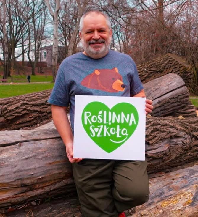 RobertMaslak's tweet image. To jest post skierowany TYLKO do osób wrażliwych na potrzeby zwierząt, przyrody, środowiska. I tylko do takich. Spełnienie mojej prośby nie uratuje całego świata, ale uratuje cały świat jakiejś konkretnej świni, kury czy krowy. Każde z tych zwierząt ma swoją psychikę,…