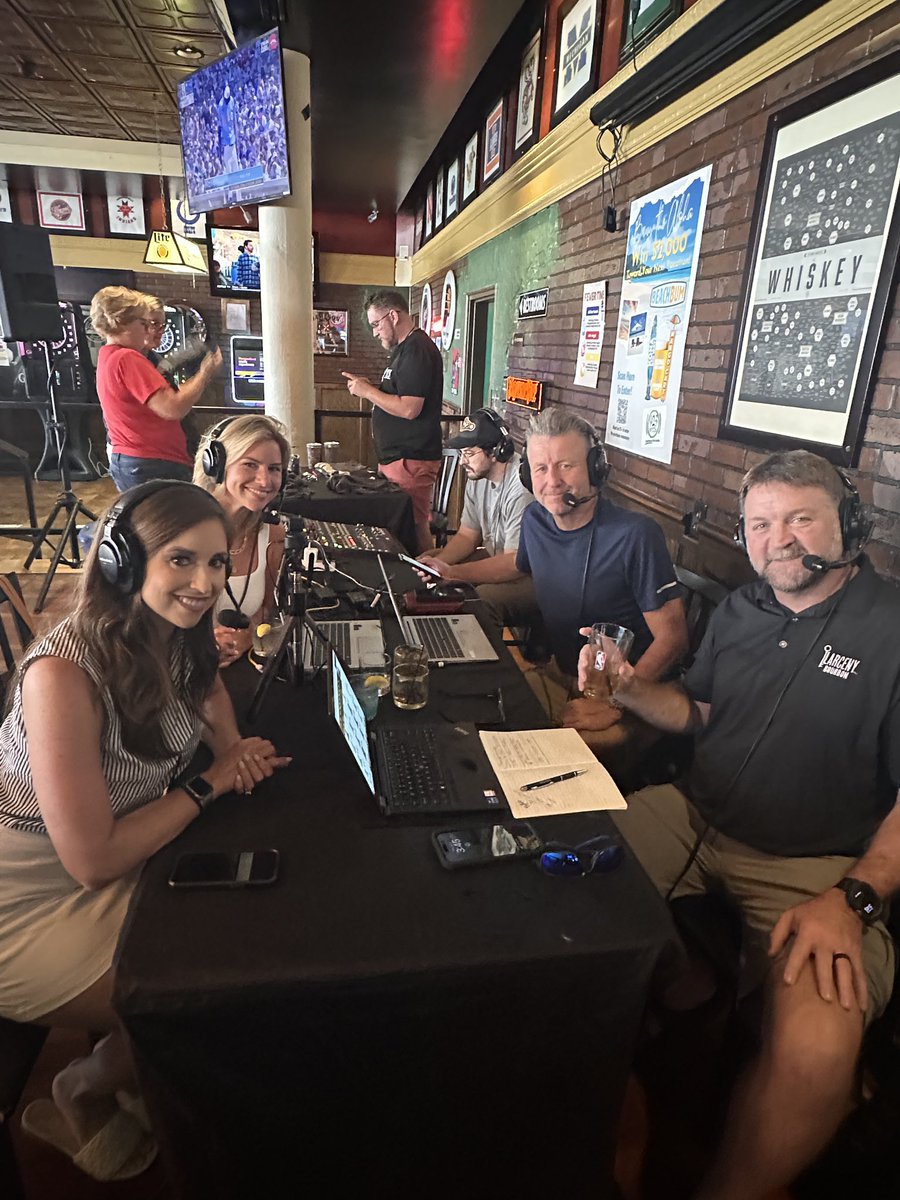 JMV1070 (@jmv1070) on Twitter photo Love to see you with us at O’Reilly’s downtown. The ladies are back too. <a href="/ginaglaros/">Gina Glaros</a> <a href="/LindseyWTHR13/">Lindsey Monroe</a> <a href="/Holvy43/">Brent Hoverson</a> #Samples Love to see you with us at O’Reilly’s downtown. The ladies are back too. <a href="/ginaglaros/">Gina Glaros</a> <a href="/LindseyWTHR13/">Lindsey Monroe</a> <a href="/Holvy43/">Brent Hoverson</a> #Samples