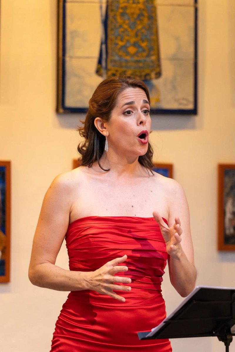 Júlia Farrés Soprano tweet media