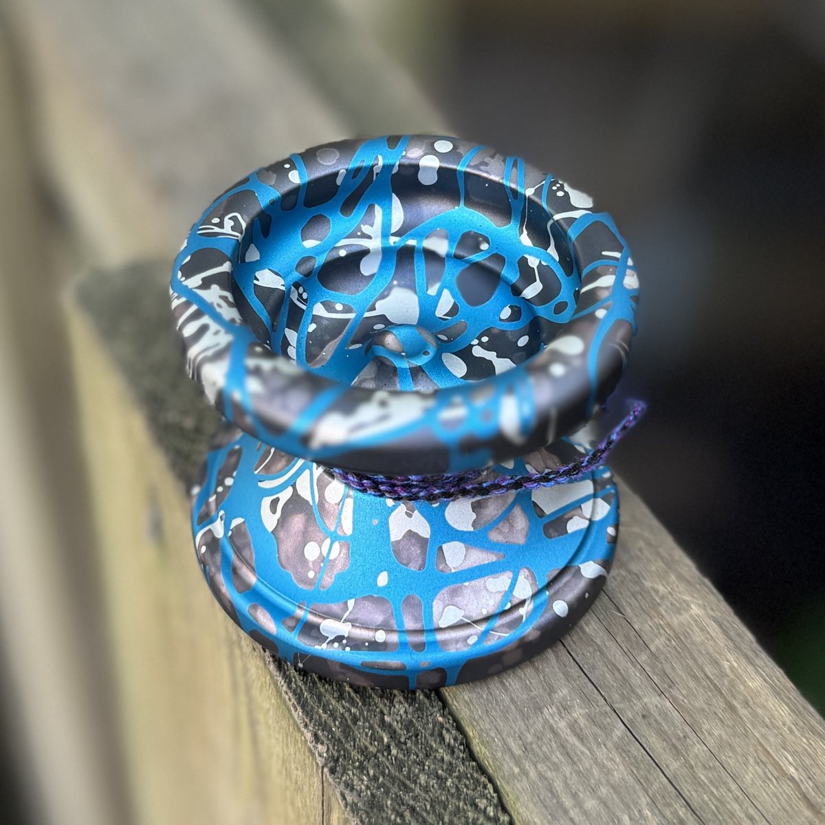 Who's ready to throw? Pic shared by #MonkeyfingeRDesign Zoo Member Lost in Eternia #MFDyoyo #yoyo