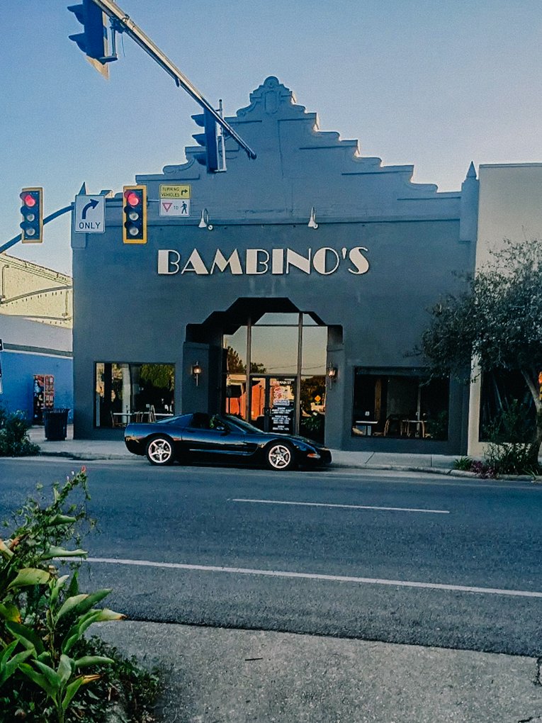 FRIDAY FROM THE ARCHIVES | WORMSER'S DEPARTMENT STORE

New Iberia's Wormser's showcases rare 1930s Art Deco in Louisiana. Originally 3 storefronts, unified in 1932 with terrazzo &amp; Carrera glass. Now it houses Bambino's Burgers, proving preservation keeps history alive.