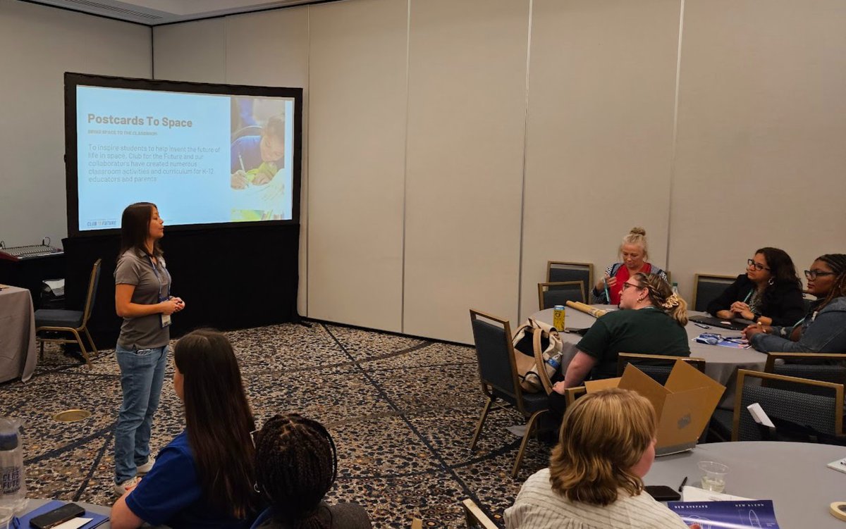Our Club team had an amazing time at the GEAR Up Conference this week in San Francisco, CA, meeting with educators from over 75 organizations and schools! They passed out “Postcards to Space,” talked with educators, and led a workshop demonstrating our free STEAM lessons.