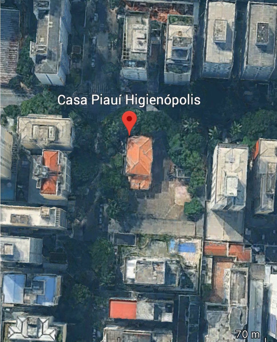 rauljustelores's tweet image. A torre no quintal da ex Casa do Lalau, tombada.
De um lado, elite q ama jogar a conta pro governo, q quer museu na sua esquina. Não quer prédio onde tem infra, empregos e tudo (mas ela mora em prédio).
Do outro, um mercado q só produz bosta. Q caga na arquitetura. Na paisagem