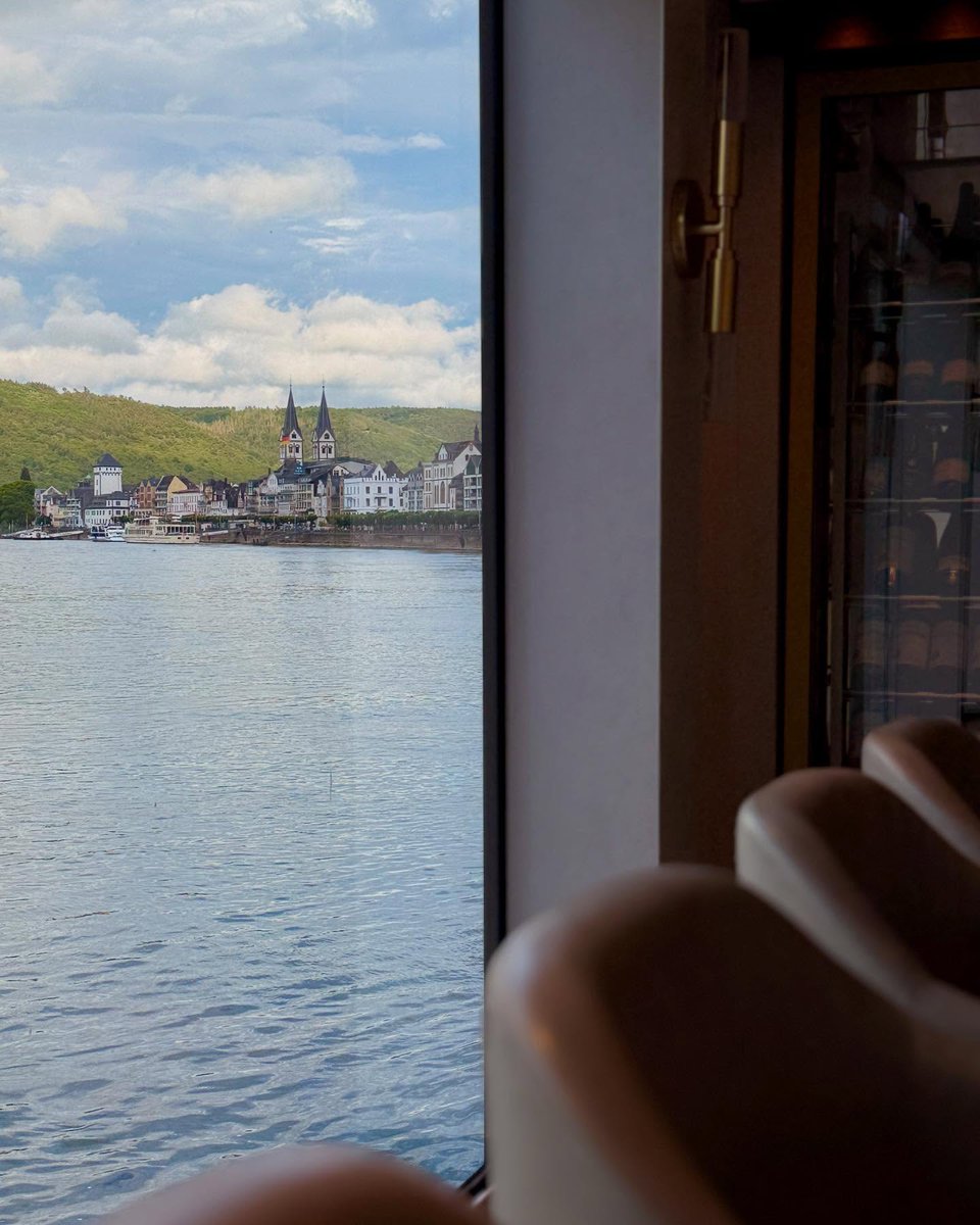 Taking in the view of the town of Boppard from the Vintage Room aboard the #SSVictoria. In the distance, the twin towers of Saint Severus Church rise where Roman bathhouses once stood.
 
#ExploreUniworld
📷 IG: Cruise Manager Martin
