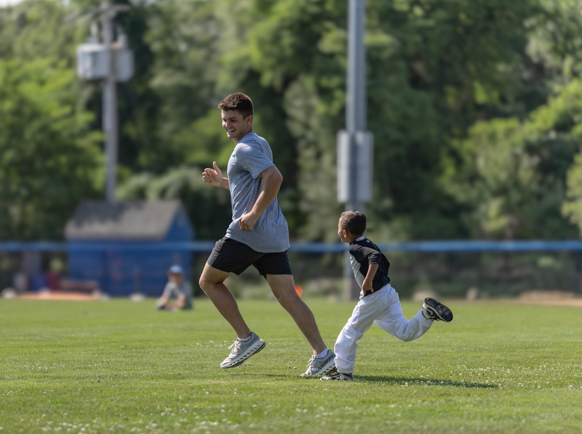 harborhawks's tweet image. Harbor Hawks Youth Clinics are always a blast and we have one more week of the fun! Run by pitching coach Blaise Martinez and Harbor Hawks players, youth clinics are a great opportunity to get hands on baseball experience for kids ages 5-13. Make sure to register for our last…