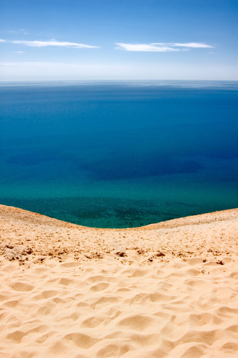 MichiganEGLE's tweet image. Only in Michigan: the largest freshwater dune system on the planet. 🌎
74,000 acres of rare beauty, endangered species and ecosystems found nowhere else.
These dunes aren’t just scenic landscapes — they’re a legacy worth protecting. Explore: bit.ly/3SwxJRS