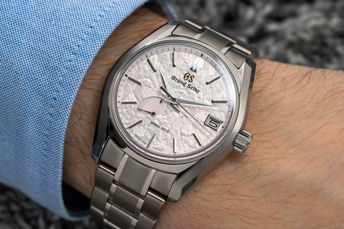 baldassarreted's tweet image. Today, our Editor, Danny Milton, shares an in-depth review of one of Grand Seiko's most iconic watches of all time, the SBGA413 "Shunbun." Read it now at the link below!
teddybaldassarre.com/blogs/watches/…
#GrandSeiko #Shunbun #Watches #WatchCommunity #WatchEnthusiast