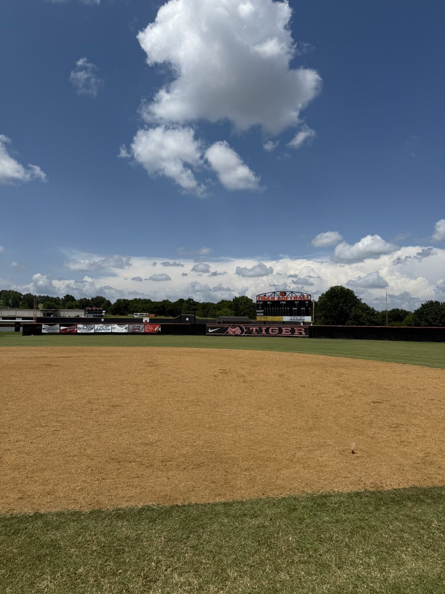 Josie Walker (@josiewalker2027) on Twitter photo Thank you <a href="/ECUTigersSB/">ECU Tigers Softball</a> for the wonderful camp ! 🐅
<a href="/OKAthletics2728/">OK Athletics 27/28 Premier - Osuna</a> Thank you <a href="/ECUTigersSB/">ECU Tigers Softball</a> for the wonderful camp ! 🐅
<a href="/OKAthletics2728/">OK Athletics 27/28 Premier - Osuna</a>