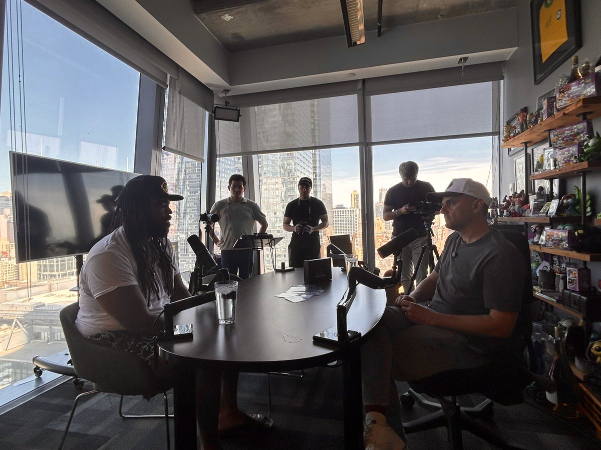 Amanda Terry (@amandaterry) on Twitter photo Will from <a href="/pocketmountz/">PocketMountz</a> doing a podcast w <a href="/garyvee/">Gary Vaynerchuk</a>! I’m live-streaming on <a href="/gigaverseio/">Gigaverse</a> talking about <a href="/OnChainMonkey/">OnChainMonkey®</a>! 🎙️🐵🔥 Will from <a href="/pocketmountz/">PocketMountz</a> doing a podcast w <a href="/garyvee/">Gary Vaynerchuk</a>! I’m live-streaming on <a href="/gigaverseio/">Gigaverse</a> talking about <a href="/OnChainMonkey/">OnChainMonkey®</a>! 🎙️🐵🔥