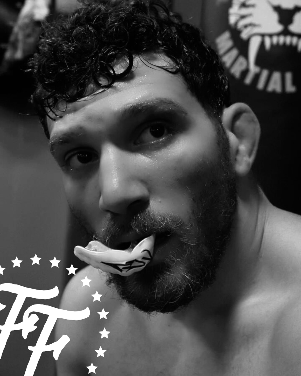 FightersFirst's tweet image. Tonight, "Ruthless" Robert Varricchio is in action at FURY FC on UFC Fight Pass!
FF x @RjVarricchio | fightersfirst.shop/collections/ro…