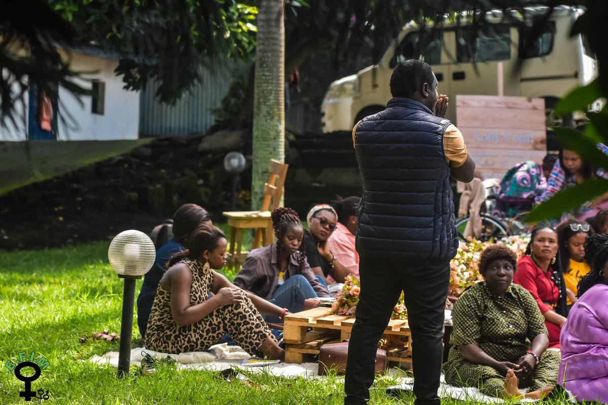 PascalMugaruka's tweet image. J’ exprime ma sincère gratitude à l’organisation #EFIM pour l'opportunité de participer à la consultation en #LEADERSHIP #RESILIENT que j’ai offerte aux différentes femmes Responsables des OSC et Humanitaire de la ville de Goma. La formation a porté sur la la découverte…