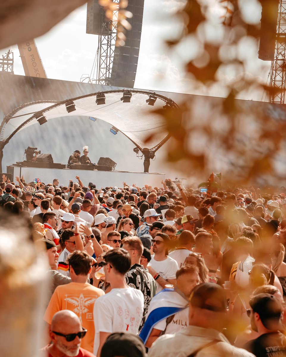 tomorrowland's tweet image. Creating unforgettable memories on the Holy Grounds.