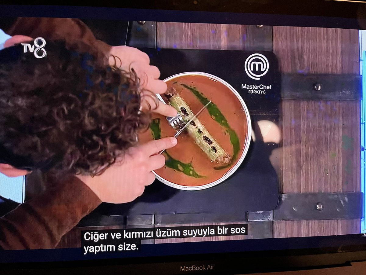 Lisel Hintz tweet media