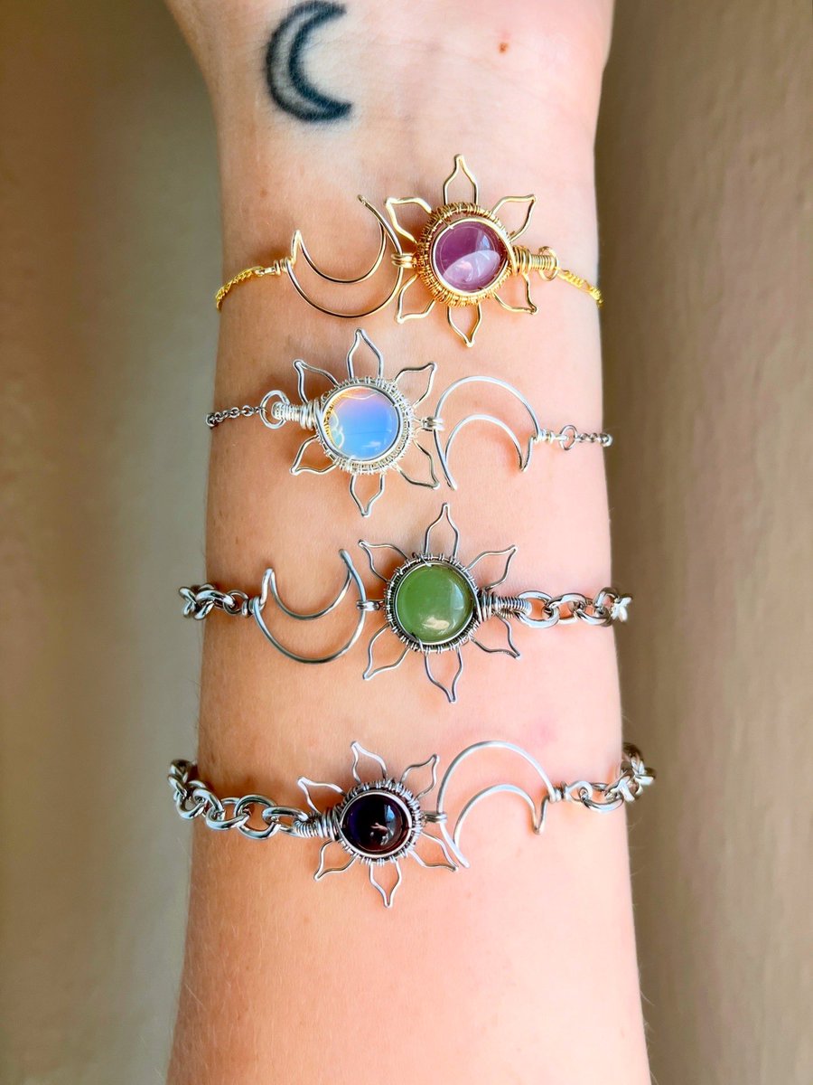 heidiswrapss's tweet image. This weeks restock is live! So many new cuties to choose from. 🌿🌟💜