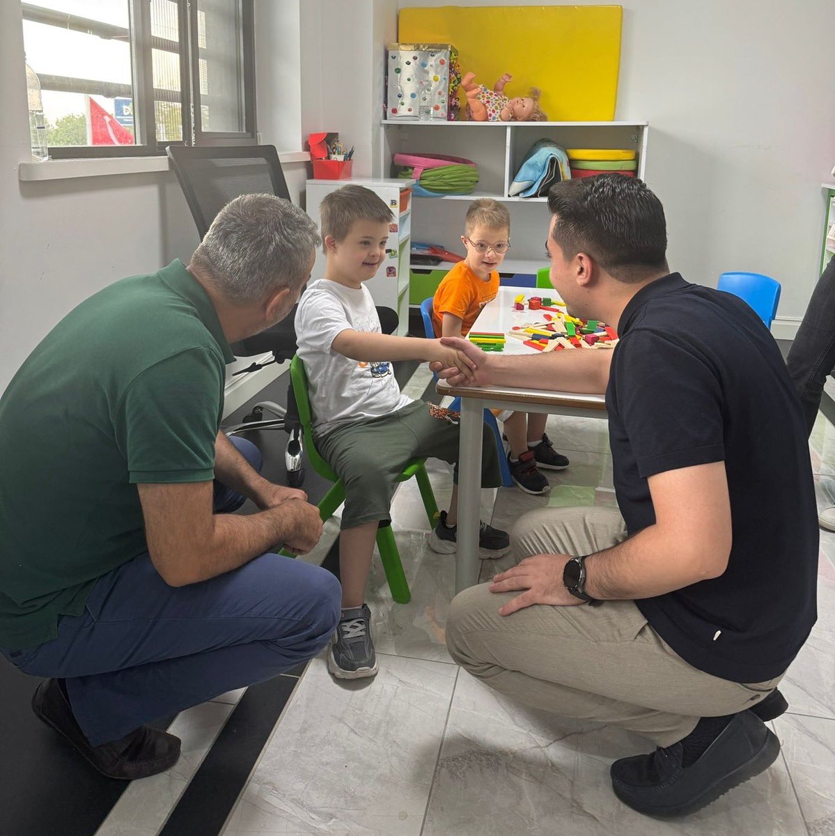 İl Gençlik Kolları Başkanımız <a href="/avibrahimkelek/">İbrahim Kelek</a> ile birlikte DOSD Meram Derneğini ziyaret ettik.

Misafirperverlikleri ve samimi ev sahiplikleri için Dernek Başkanımız <a href="/mmunlafalioglu/">Mehmet Munlafalıoğlu</a> ’na teşekkür ediyor, kıymetli çalışmalarında başarılar diliyoruz.