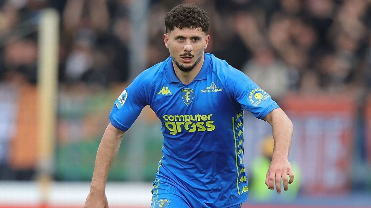 sne11191's tweet photo. Wrexham sign New Zealand's Cacace from Empoli

Wrexham continued preparations for their latest promotion push with the signing of New Zealand international defender Liberato Cacace from Empoli.
https://t.co/RDV9Kq7VfP https://t.co/kU3a3E2eSn
