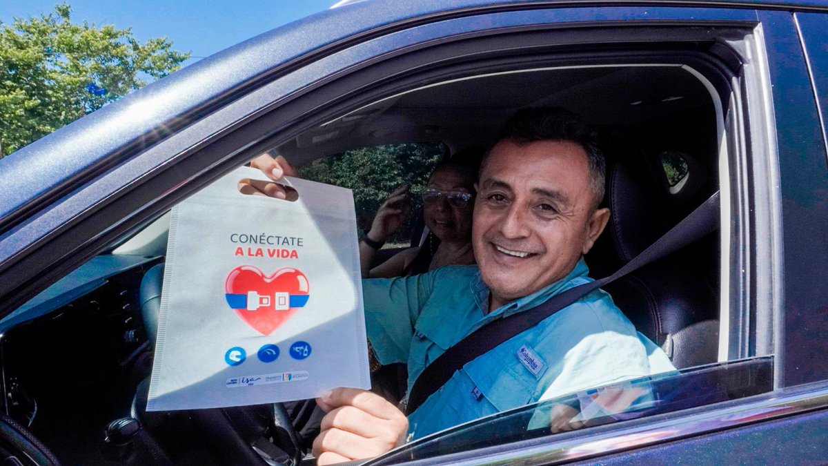 TransitoAtl's tweet image. #TránsitoDelAtlántico 🚩 Hoy iniciamos la campaña #ConéctateALaVida ❤️🚗 conjunto a @RutaCostera_ llevamos un mensaje de reflexión y prevención referente a la importancia de usar el cinturón de seguridad en todos los pasajeros. ¡La seguridad es de todos! @Gobatlantico