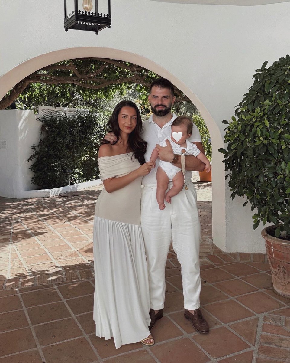 mikaylaxcvi's tweet image. first euro summer as a family of 3 🤍
