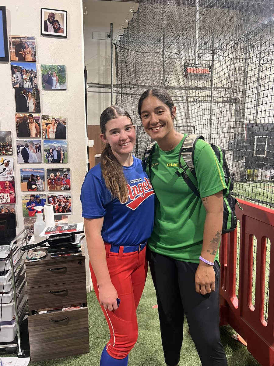 Molly Roseen (@mollyroseen_28) on Twitter photo Thank you so much Coach Marder and Coach Lys for a great hitting camp! I learned so much about the hitting culture at Oregon and about my swing! Thank you again!
<a href="/OregonSB/">Oregon Softball</a> <a href="/Sam_Marder/">sam marder</a> <a href="/lysssscat32/">Alyssa Palomino-Cardoza</a> <a href="/CASnobarAtlee28/">Corona Angels Snobar / Atlee 2028</a> <a href="/tarynatlee_/">Taryn Atlee π΅π</a> <a href="/JessicaVentoza/">Jessica Ventoza</a> Thank you so much Coach Marder and Coach Lys for a great hitting camp! I learned so much about the hitting culture at Oregon and about my swing! Thank you again!
<a href="/OregonSB/">Oregon Softball</a> <a href="/Sam_Marder/">sam marder</a> <a href="/lysssscat32/">Alyssa Palomino-Cardoza</a> <a href="/CASnobarAtlee28/">Corona Angels Snobar / Atlee 2028</a> <a href="/tarynatlee_/">Taryn Atlee π΅π</a> <a href="/JessicaVentoza/">Jessica Ventoza</a>